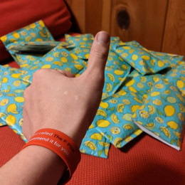 slap bracelets in an envelope, lemon gives a thumbs up